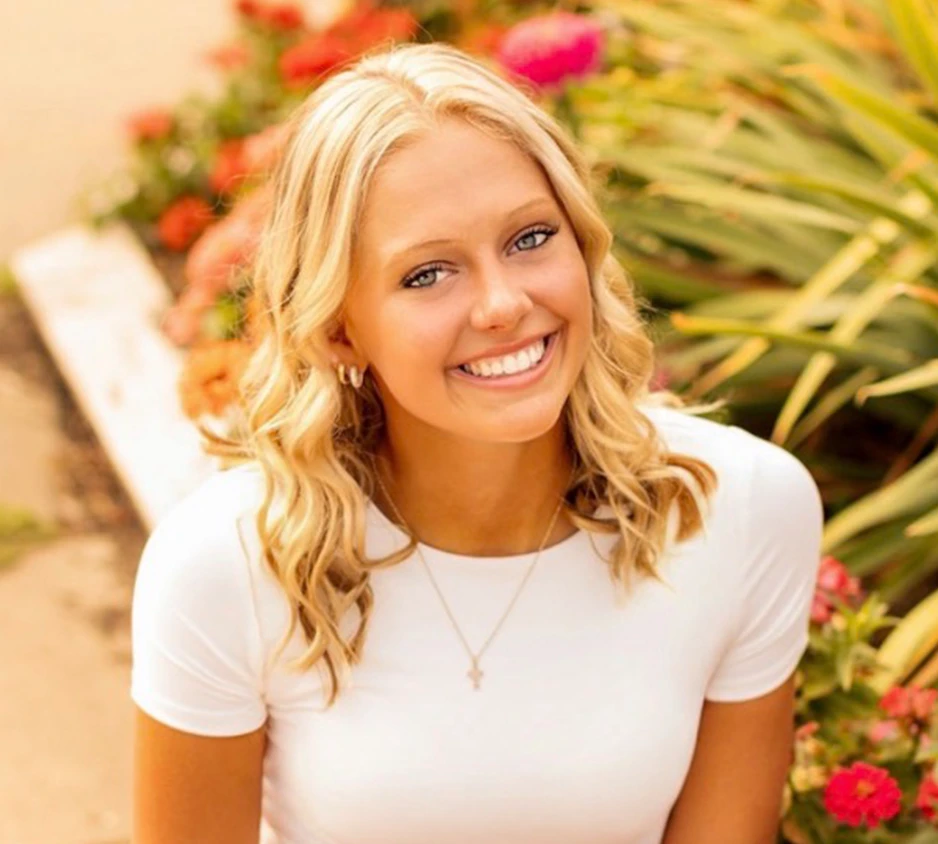 Riley Carrel